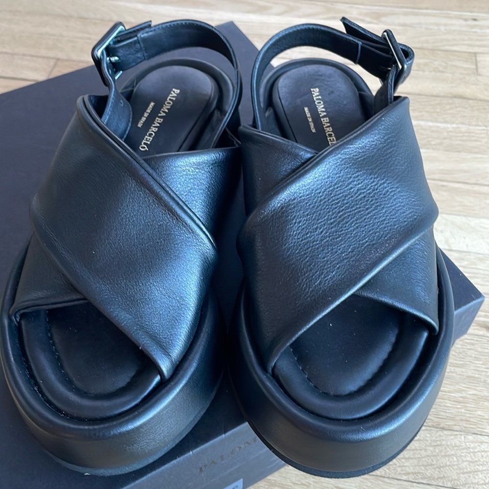 NIB Paloma Barcelona Basima Sandal Size 36